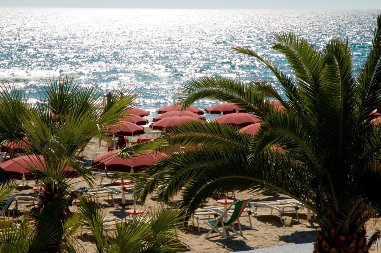 Hotel La Playa Sperlonga Exterior photo